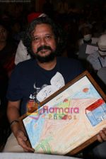 Amol gupte cheers cancer patients at Hope 2010 evet in Lower Parel, Mumbai on 12th Dec 2010 (2).JPG